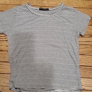 Brandy Melville tshirt